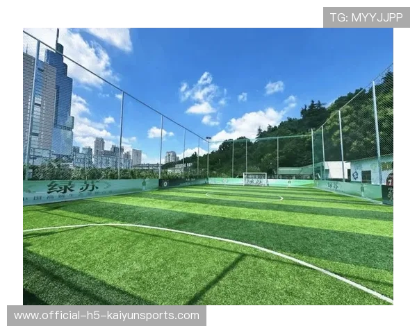 足球基础设施是否满足需求，足球基础设施建设