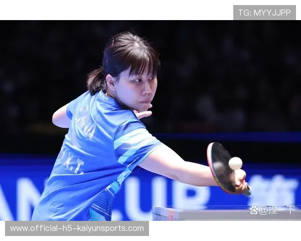 乒乓亚洲杯陈幸同接发抢攻果断,第一板就抢主动