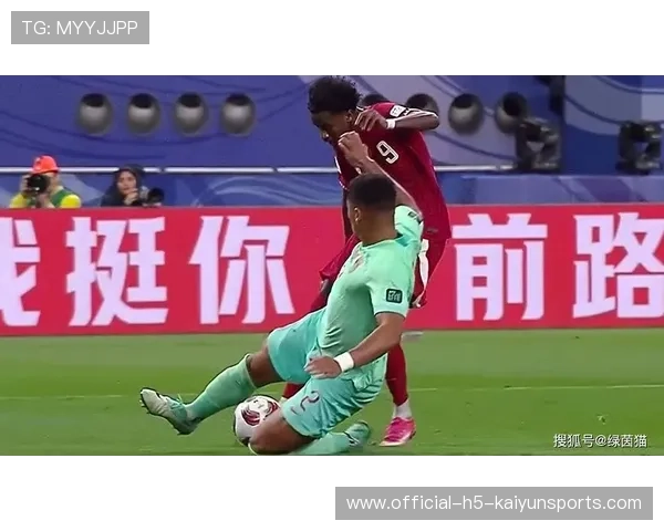 林良铭反越位成功单刀面对门将推射得分